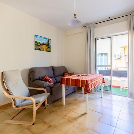 Apartamento Familiar Maria Auxiliadora Σεβίλλη Εξωτερικό φωτογραφία