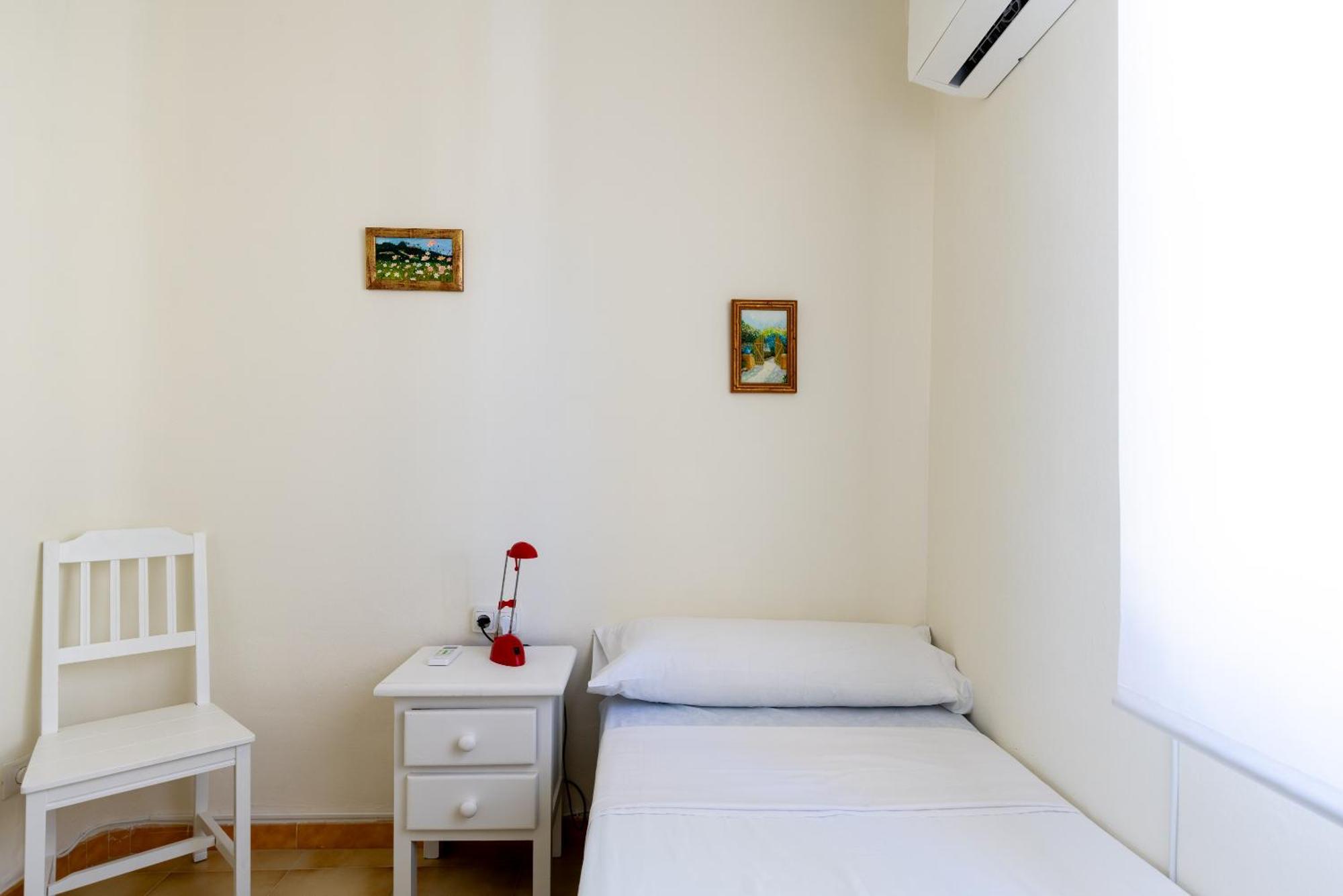 Apartamento Familiar Maria Auxiliadora Σεβίλλη Εξωτερικό φωτογραφία