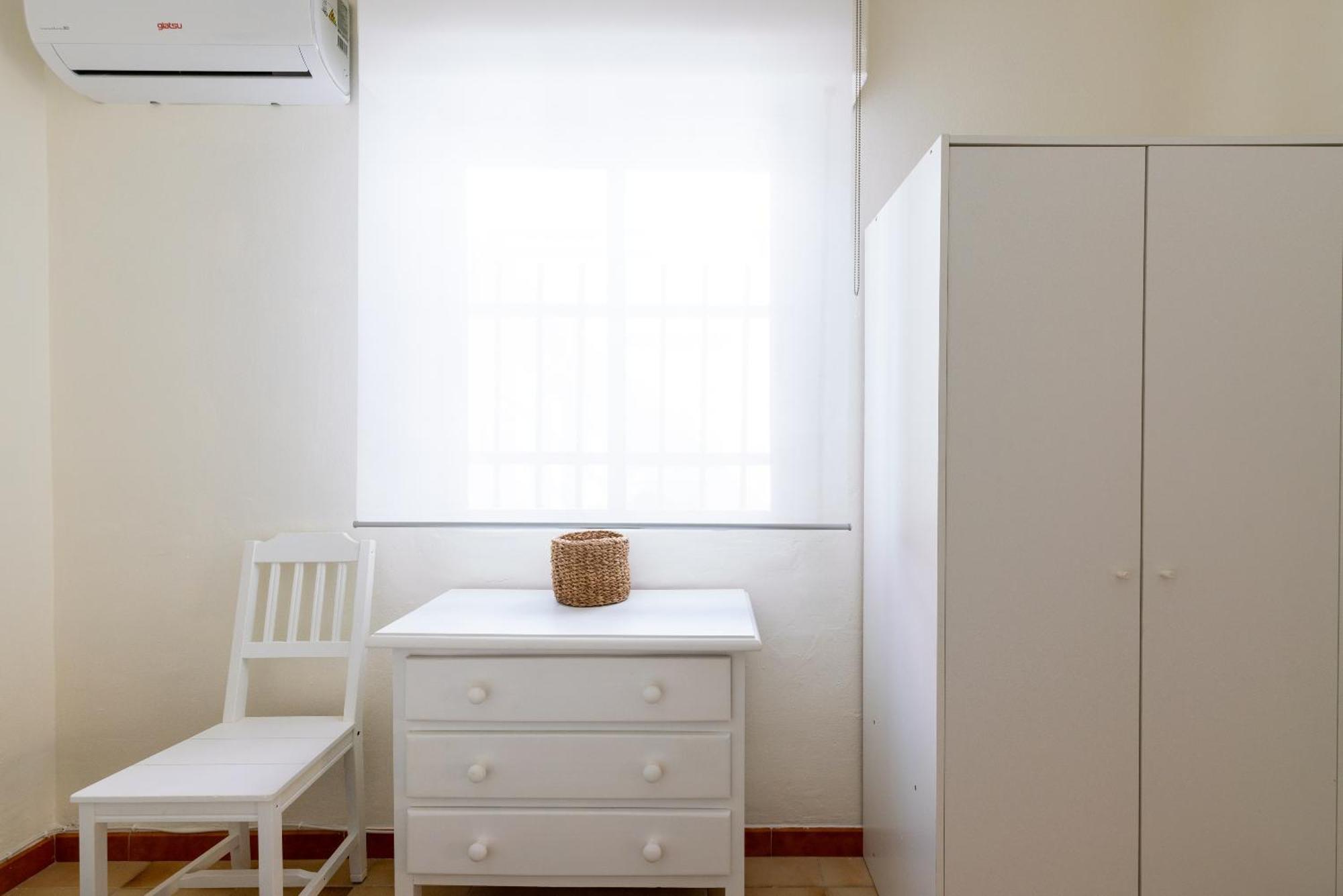 Apartamento Familiar Maria Auxiliadora Σεβίλλη Εξωτερικό φωτογραφία