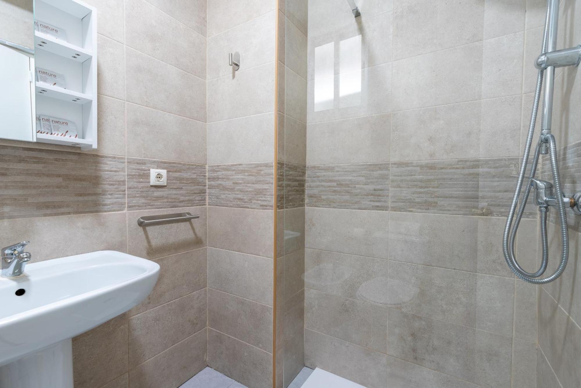 Apartamento Familiar Maria Auxiliadora Σεβίλλη Εξωτερικό φωτογραφία