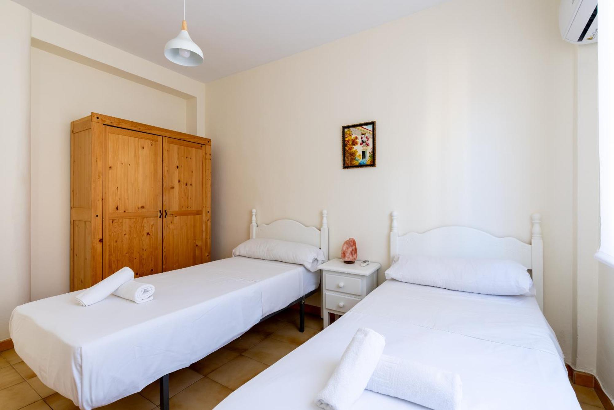 Apartamento Familiar Maria Auxiliadora Σεβίλλη Εξωτερικό φωτογραφία