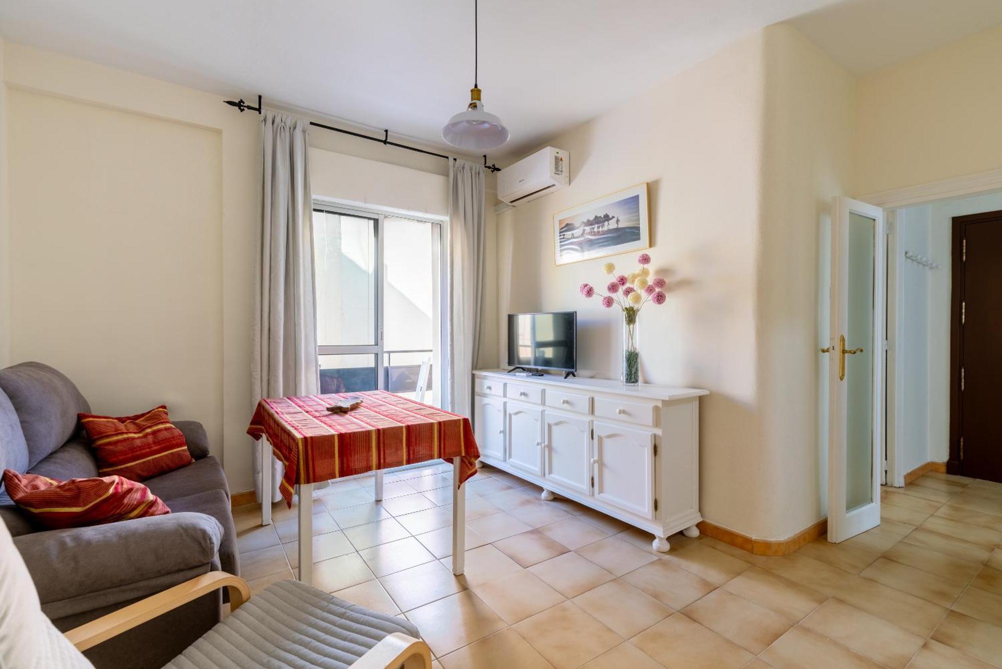 Apartamento Familiar Maria Auxiliadora Σεβίλλη Εξωτερικό φωτογραφία